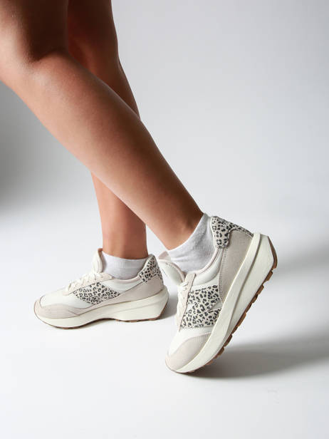 Sneakers 370 In Leather New balance Gray boy U370LP other view 1