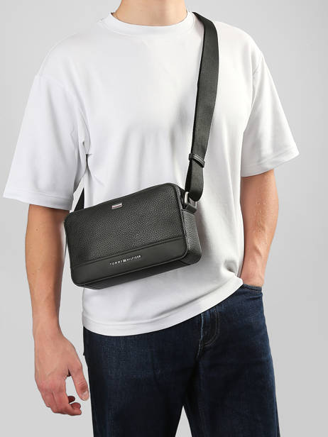 Sac Bandoulière Tommy hilfiger Noir central AM14435 vue secondaire 1