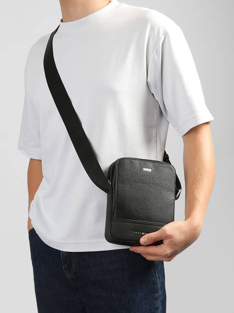 Sac Bandoulière Tommy hilfiger Noir central AM14433 vue secondaire 1